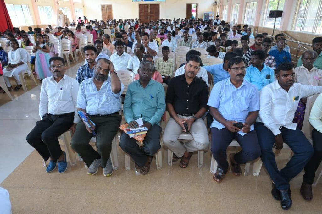 IMG-20241118-WA0003-1024x681 ಎಲ್ಲಾ ಜಾತಿಯ ಜನರಿಗೂ ಅವಕಾಶ ಸಿಗಲು ಒಳಮೀಸಲಾತಿ ಅಗತ್ಯ : ಡಾ.ಸಿ.ಎಸ್. ದ್ವಾರಕಾನಾಥ್