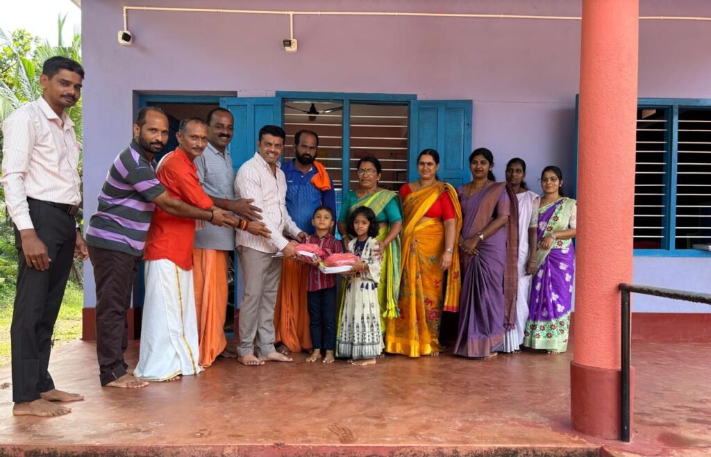 IMG-20250603-WA0005-1024x658 ಮೈರೋಳ್ತಡ್ಕ ಸ.ಹಿ.ಪ್ರಾ. ಶಾಲಾ ಪ್ರಾರಂಭೋತ್ಸವ- ಉಚಿತ ಪುಸ್ತಕ,ಕೊಡೆ, ಲೇಖನ ಸಾಮಾಗ್ರಿ ವಿತರಣೆ