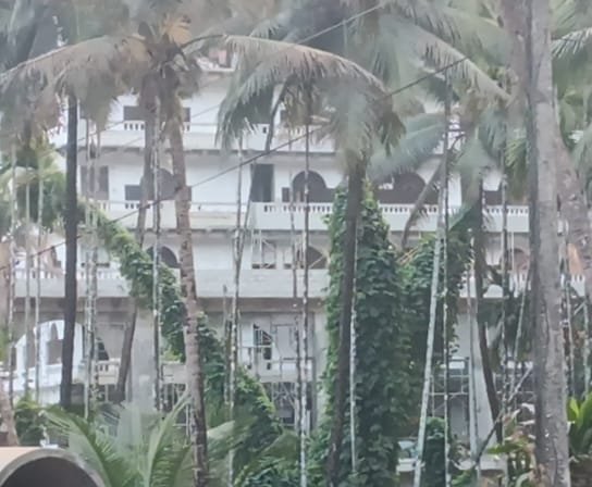 IMG-20251225-WA0008 ಅಕ್ರಮ ಬೃಹತ್ ಕಟ್ಟಡಗಳ ಸ್ವರ್ಗವಾಗುತ್ತಿದೆ; ಲಾಯಿಲಾ ಗ್ರಾ.ಪಂ. ವ್ಯಾಪ್ತಿ !